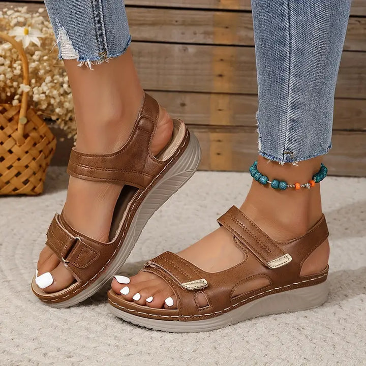 SHANNON | COMFORTABLE ORTHOPAEDIC SANDALS