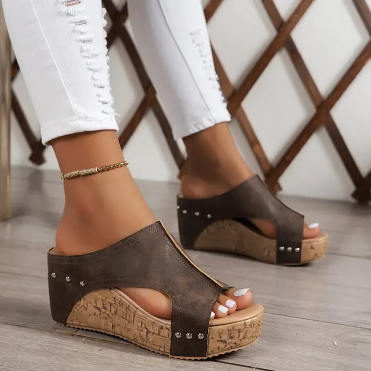 OLIVE | ORTHOPAEDIC SANDALS