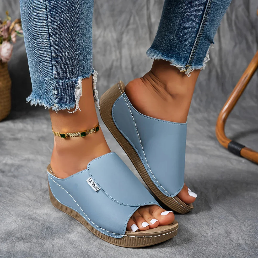 TAMARA | CLASSIC COMFORT WALKING SANDALS