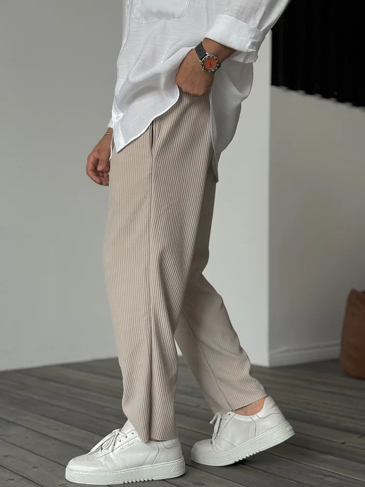 Fashionable Men's Baggy Pants